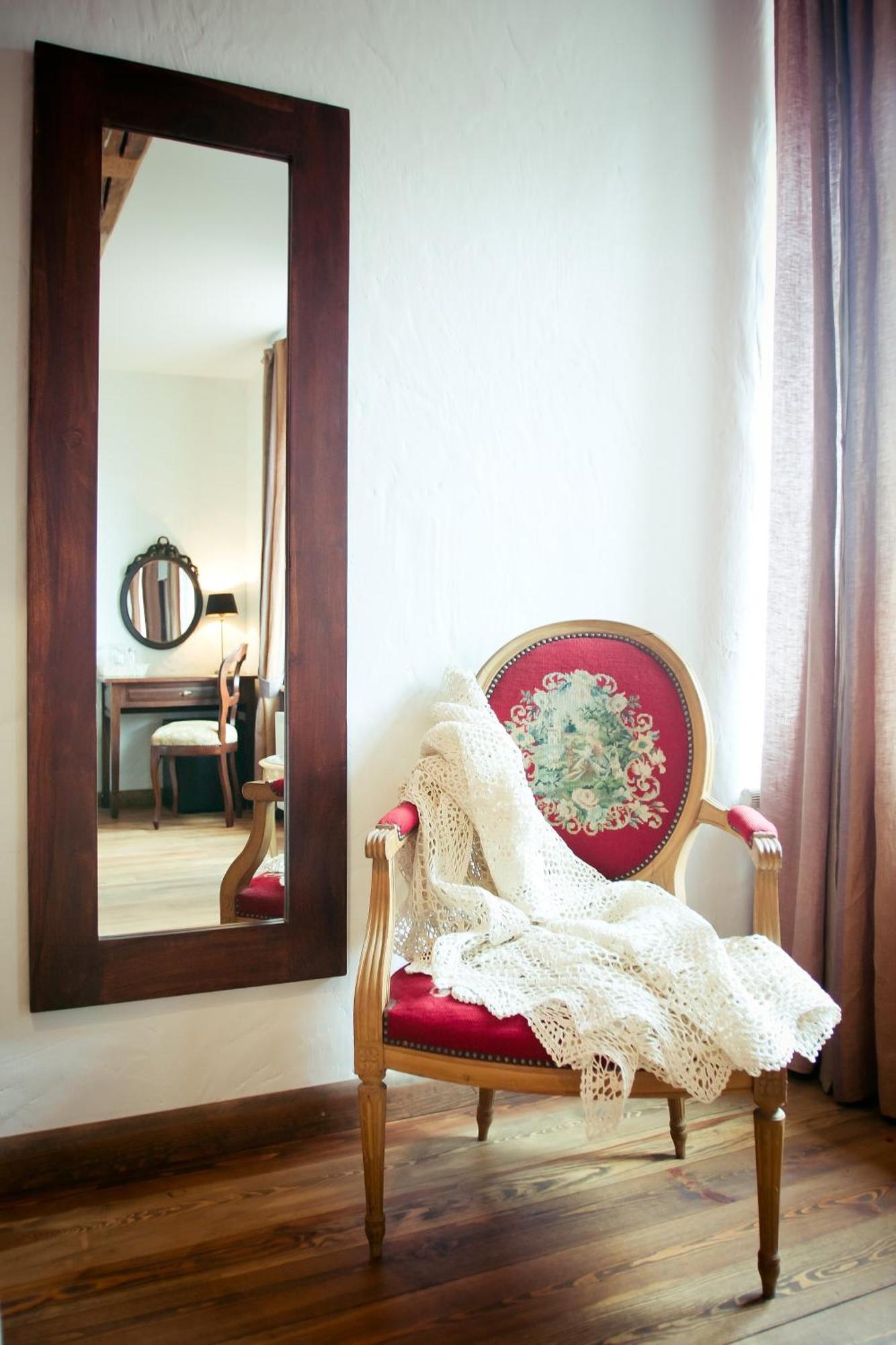 Pilsbergu Krogs Jurkalne Zimmer foto